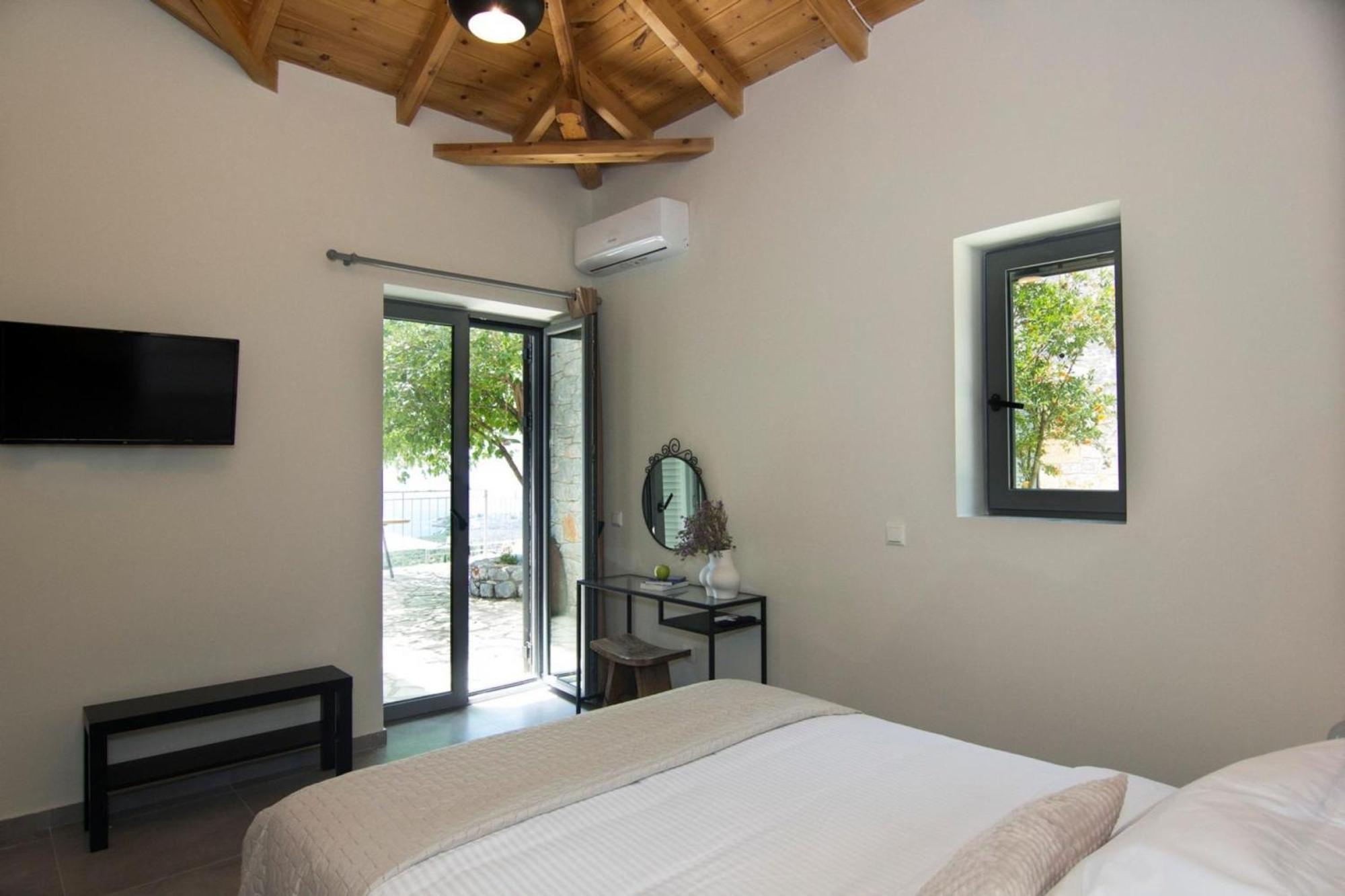 Irini Villa By Elrin Villas Mani Neokhorion  Extérieur photo
